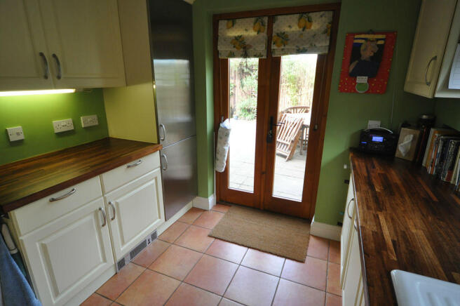 Photo 10
