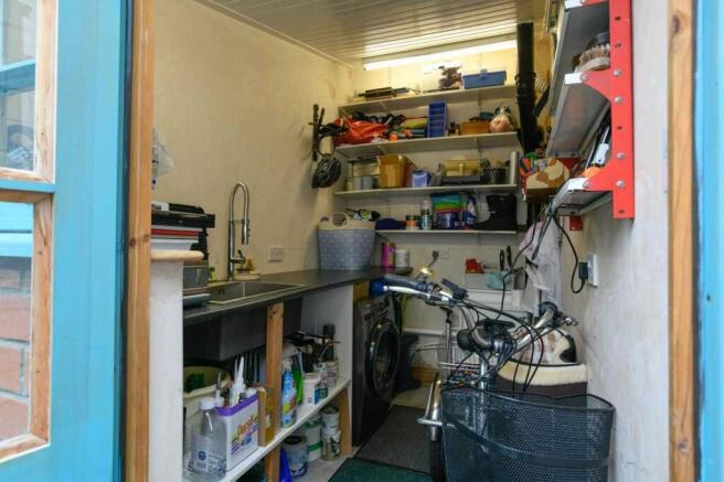 Utility/ Workshop