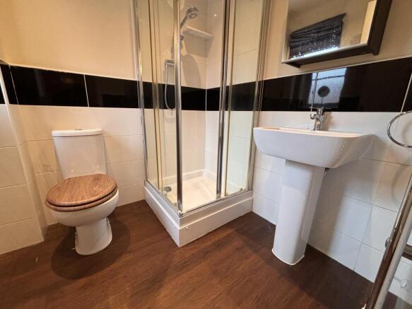 En-suite Bathroom
