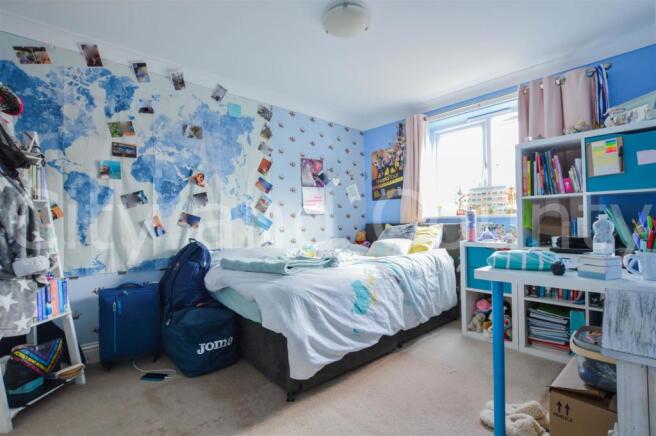 bed 3