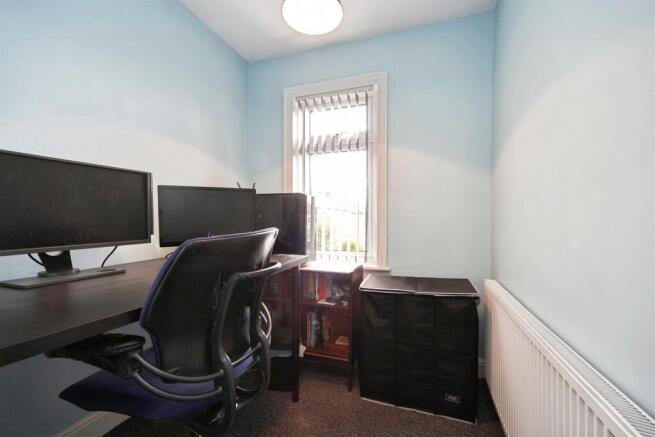 3 bed Semi-Detached for sale Image 11