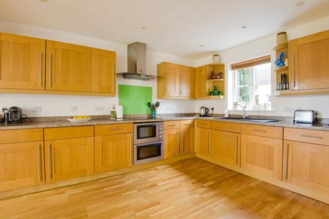 Kitchen/Breakfast Ro