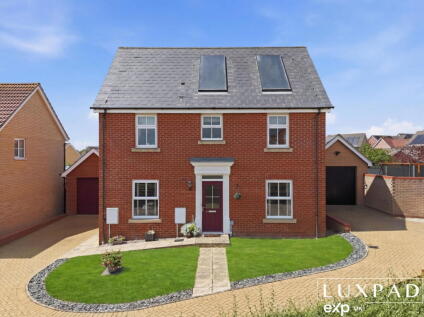 4 Emma Girling Close, Hadleigh, Ipswich, IP7 6FH