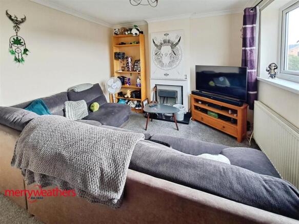 2 bed Flat for sale Image 5
