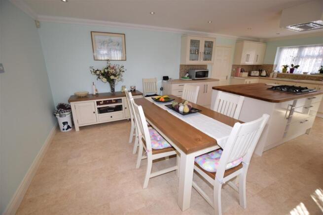 Kitchen/Dinner