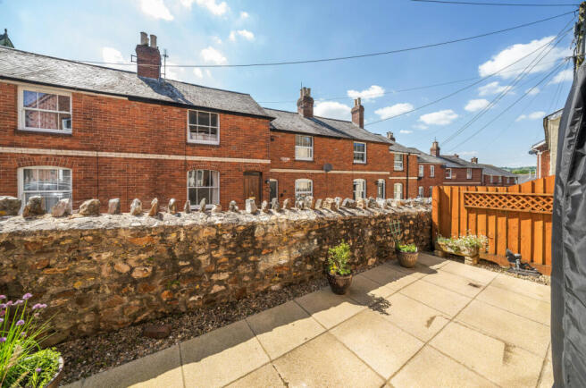 Rear Courtyardgarden