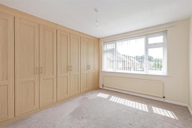 Bedroom 1-1.jpg