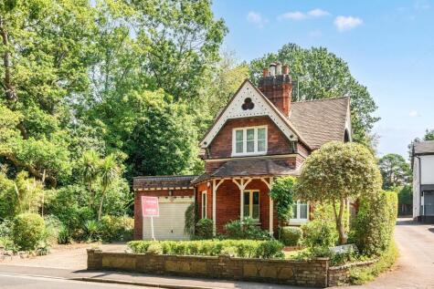 Brooklands Road, Weybridge, KT13