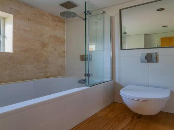 Bathroom1