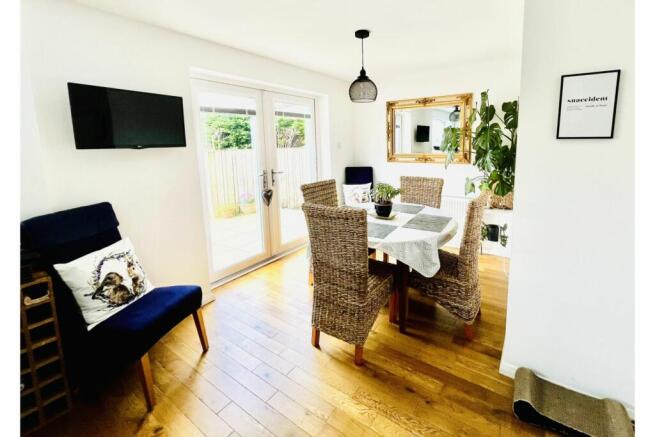Kitchen/Dining Room