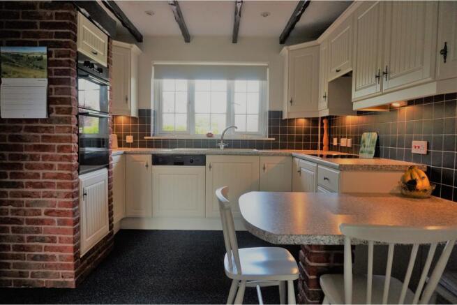 Kitchen / Breakfast