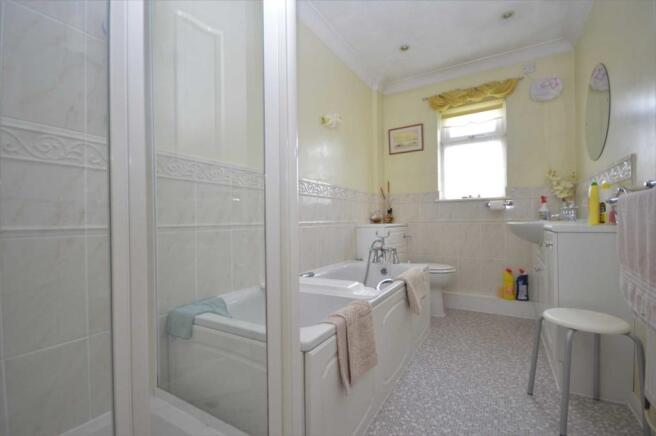 Photo 11