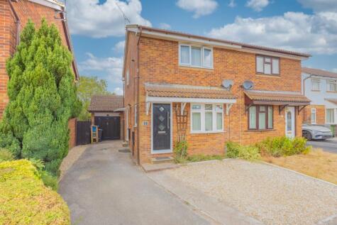 11 Ellis Grove, Norton Fitzwarren, Taunton