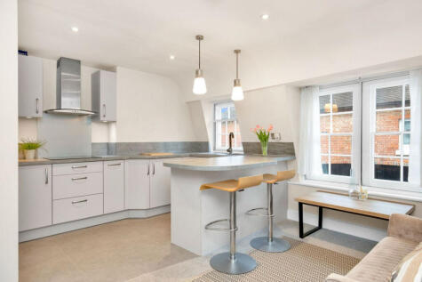 Westgate, Chichester, PO19