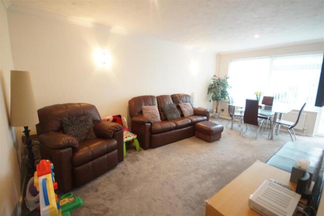Lounge / Dining Room
