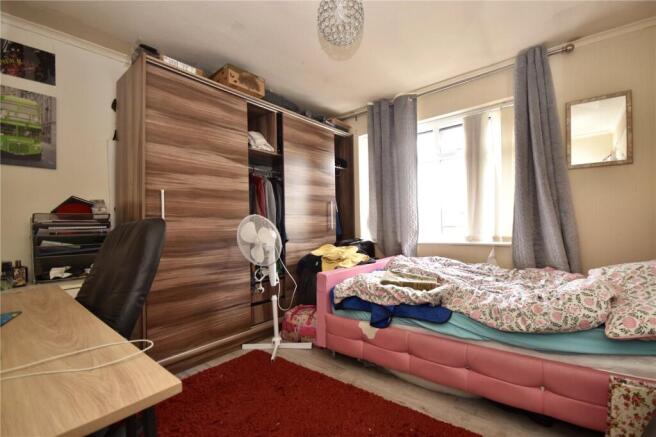 4 bed Semi-Detached for sale Image 12