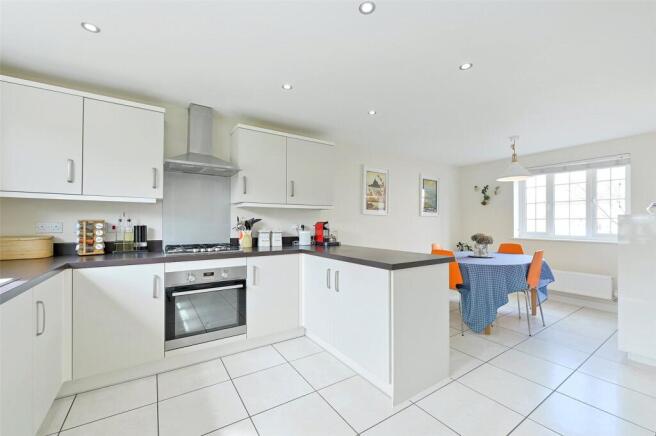 Kitchen/Dining