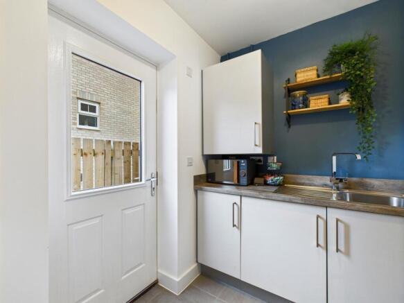4 bed Detached for sale Image 10
