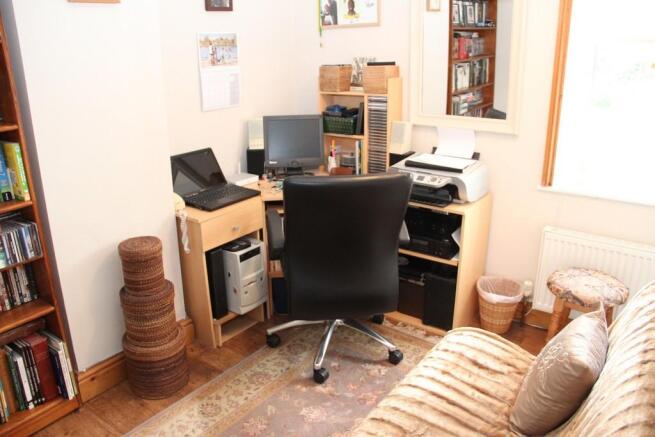 Photo 10