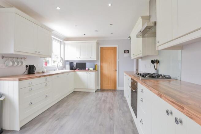 Picture No. 09
