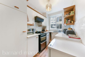 Flat 8, 35, Buckingham Gate, London SW1E 6PA