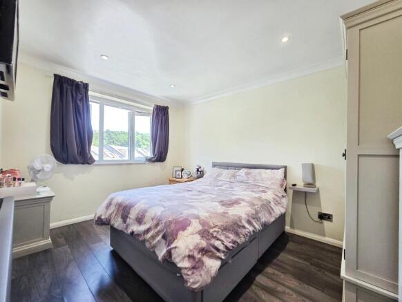 3 bed Terraced for sale Image 7