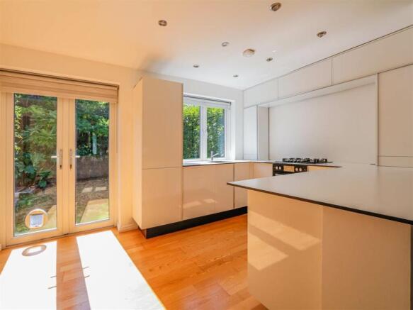 Kitchen 1