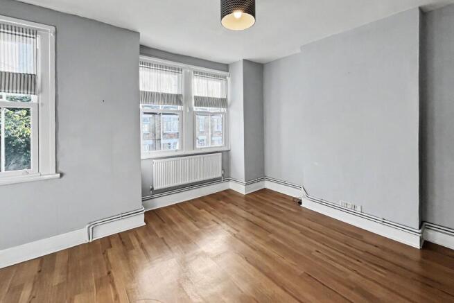 74 Dupont Road, Raynes Park, SW20 8EQ