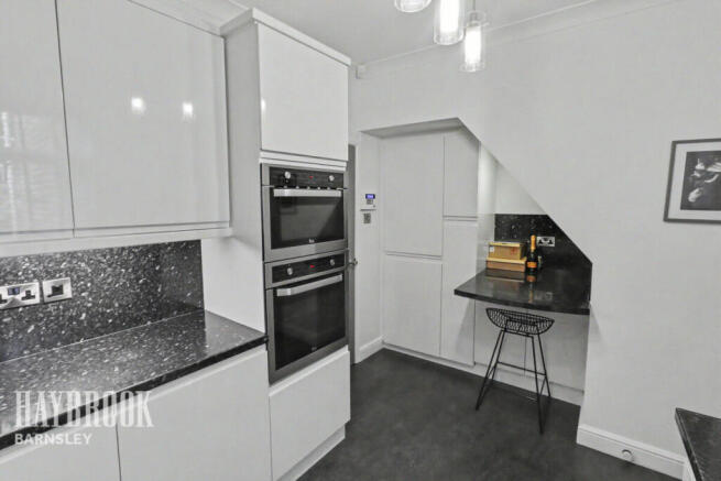 3 bed Terraced for sale Image 7