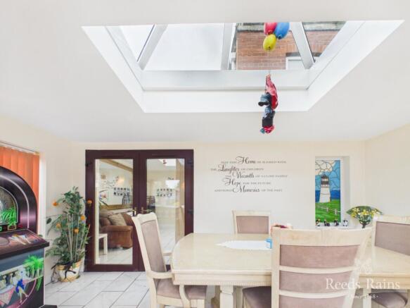 3 bed Detached for sale Image 11