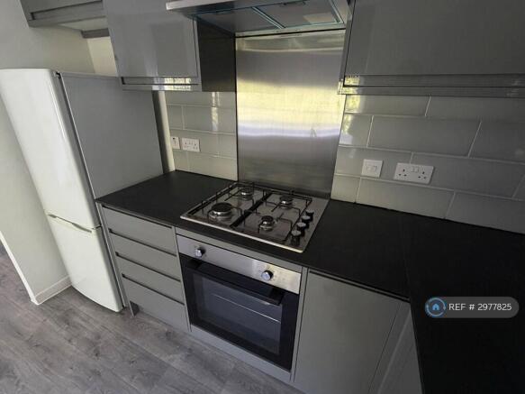 Kitchen Aspect 2 Oven Hob Fridge/Freezer