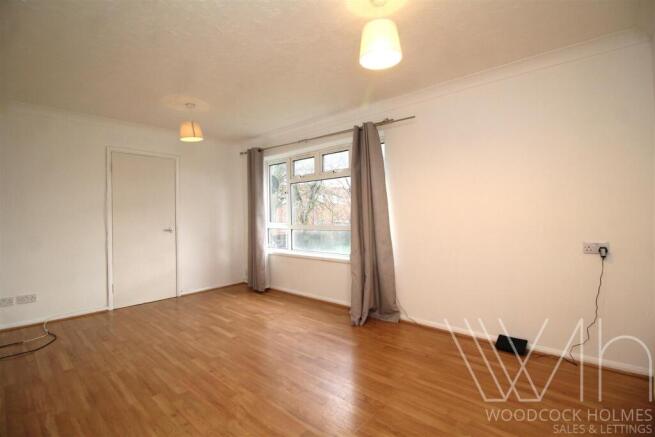 living room image 1_1.JPG