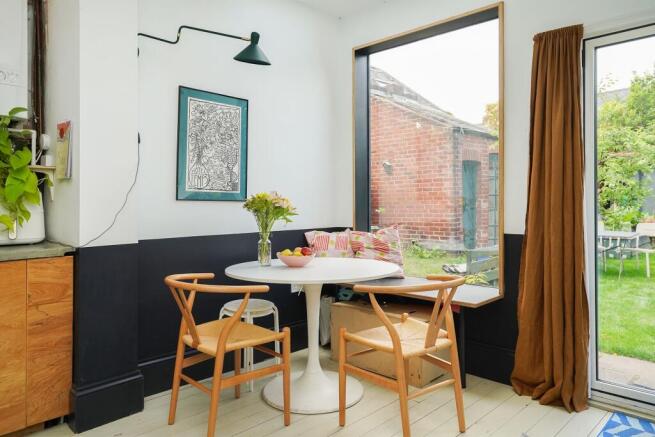 3 bed Terraced for sale Image 7