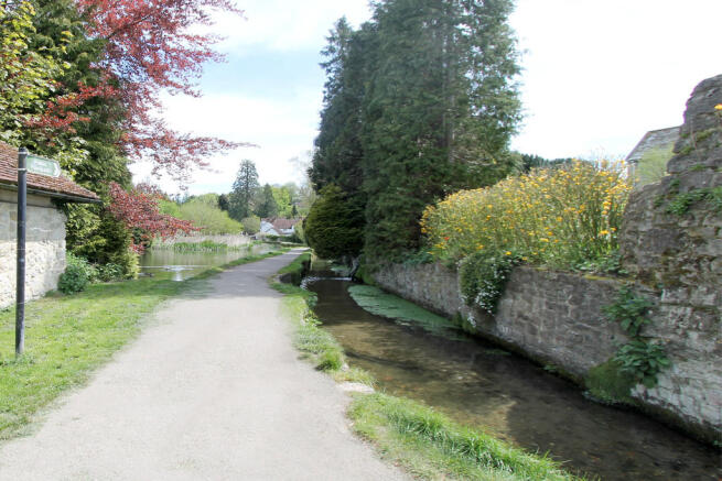 Photo 10