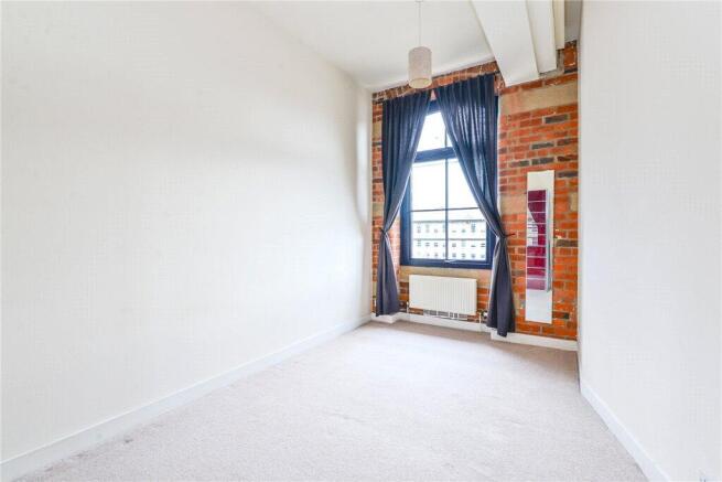 2 bed Apartment for sale Image 8
