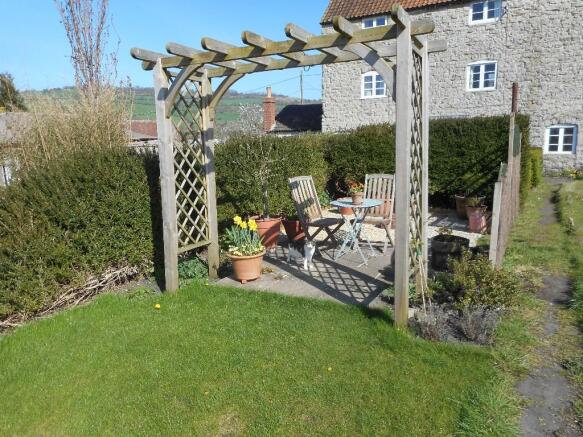 Photo 6