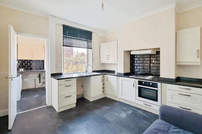 2 bed Terraced for sale Image 4