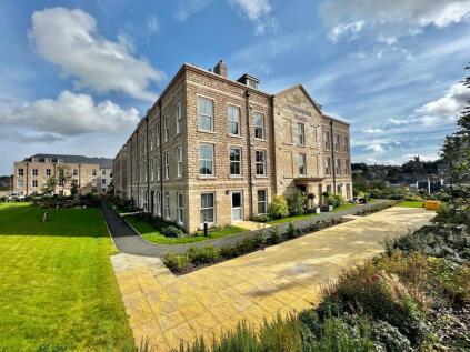 Station Road, Buxton