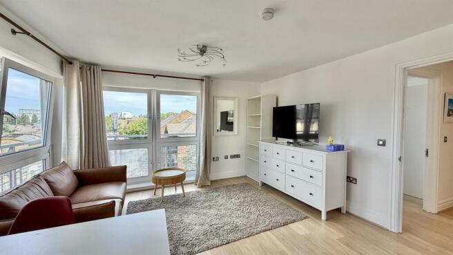 David sq, E14 For Rent By Barrain London Estate Ag