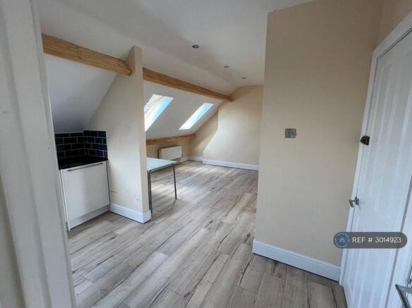 Lounge/Kitchen