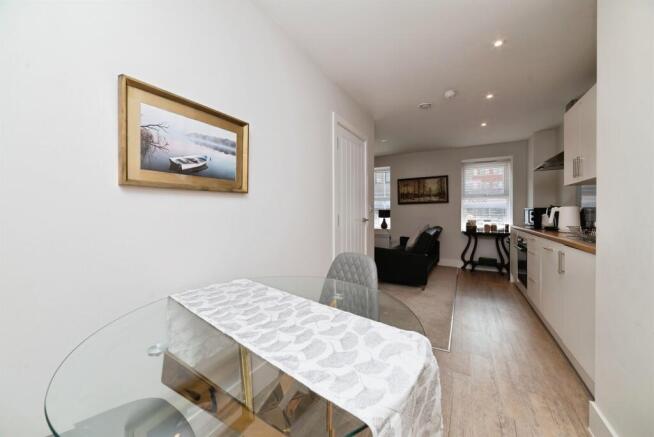 1 bed Apartment for sale Image 6