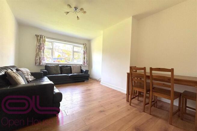 Wolsey Close - Reception 1.jpg