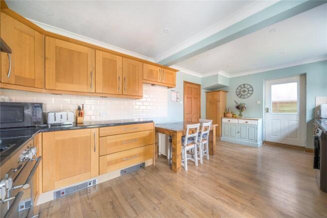 3 bed Detached for sale Image 5