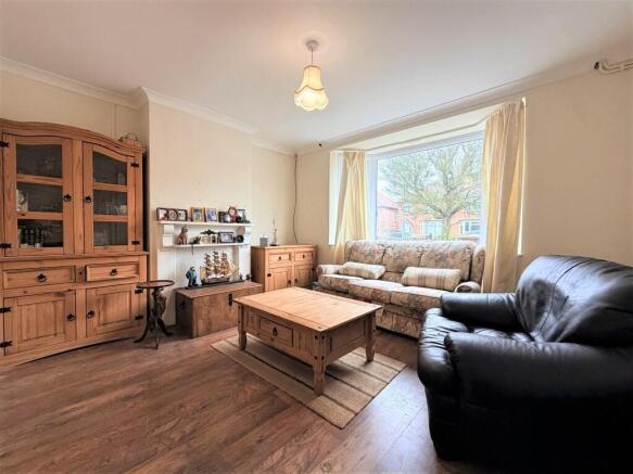 SITTING ROOM