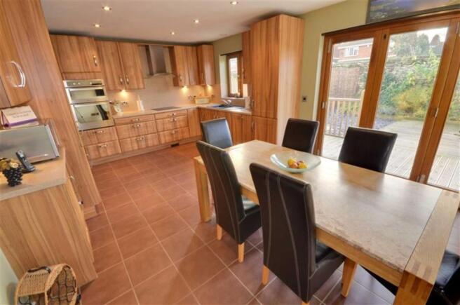 DINING KITCHEN