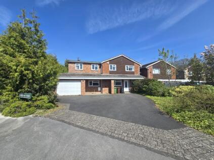 7 Woodshires Road, Solihull, West Midlands, B92 7DN