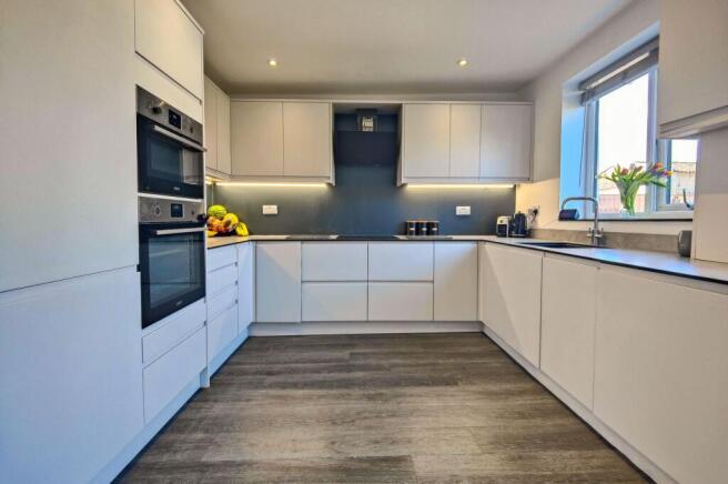 Stylish Integrated Kitchen