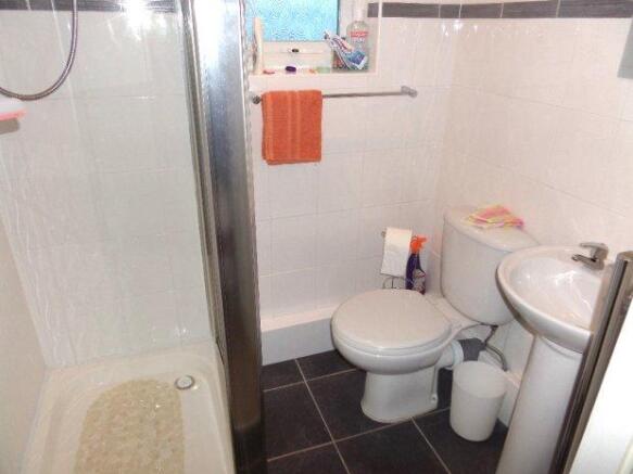 EN SUITE