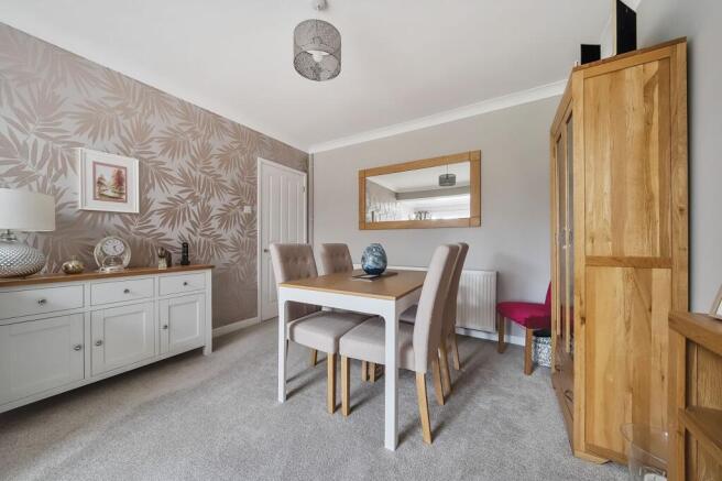 Lounge / Dining Room