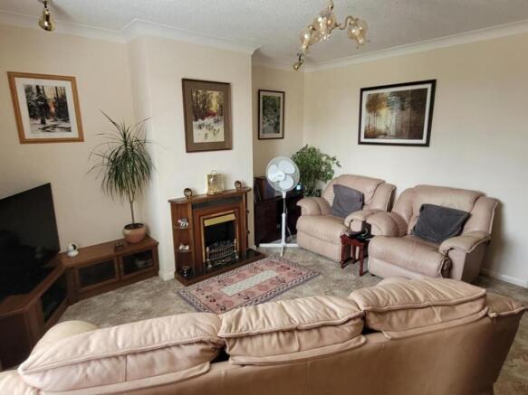 Peters Meadow, Mendlesham Road, Cotton, Suffolk photo 3